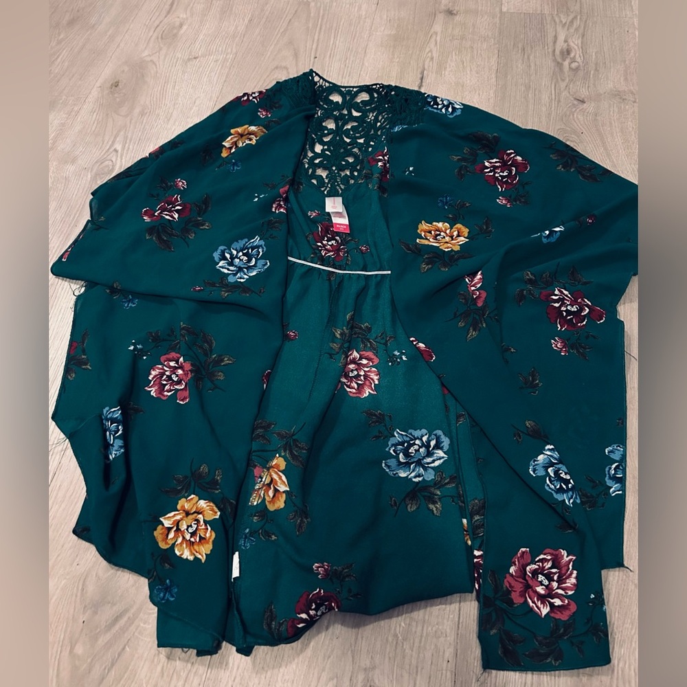 No Boundaries Floral Camisole - Teal with Multicolor Flowers
